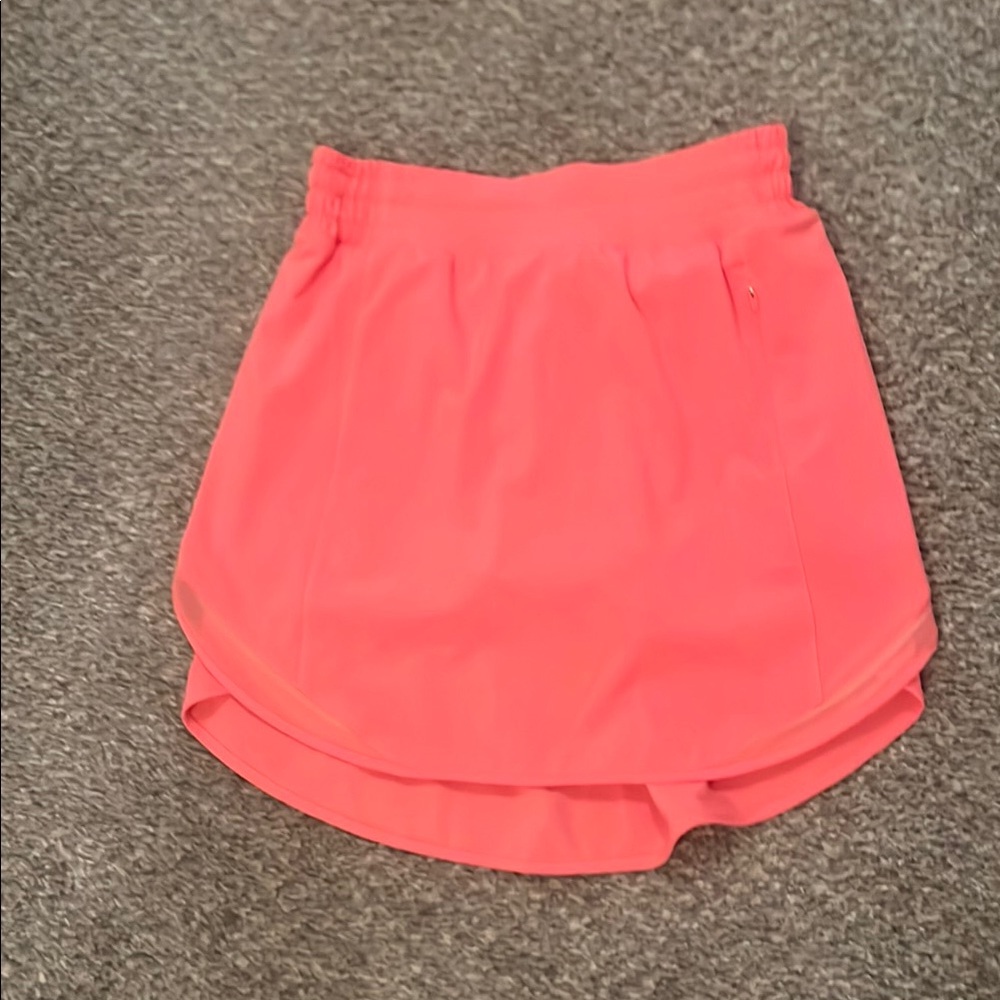 Lululemon hotty hot HR skirt. 4